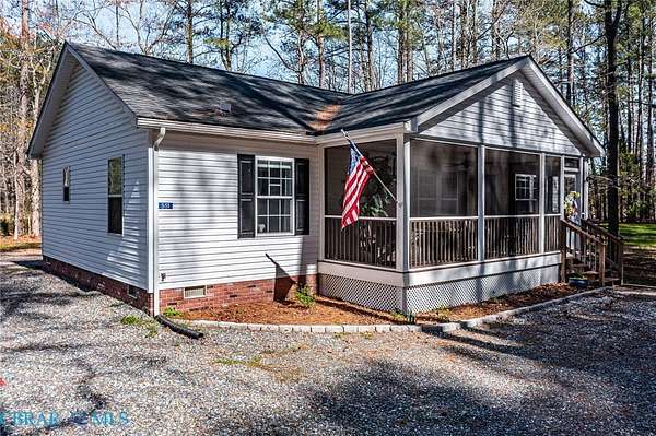 1.53 Acres of Land with Home for Sale in Heathsville, Virginia