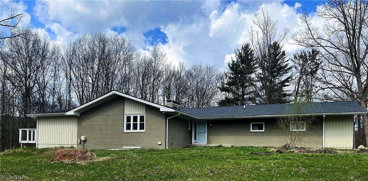 14 Acres of Land with Home for Sale in Farmington, Ohio