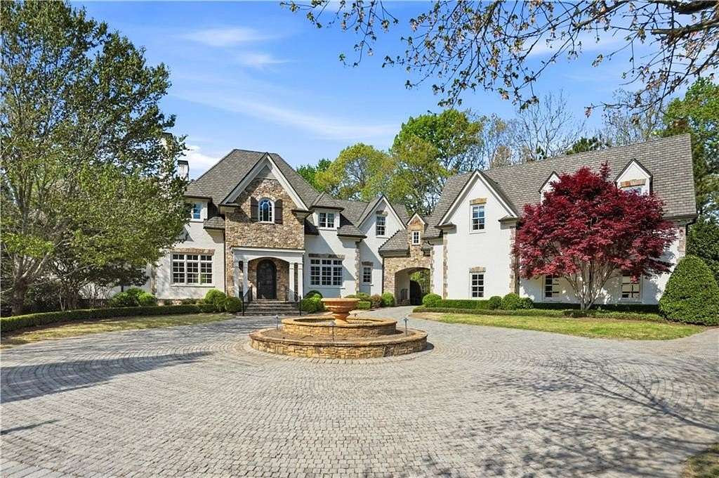 1.72 Acres of Land with Home for Sale in Atlanta, Georgia