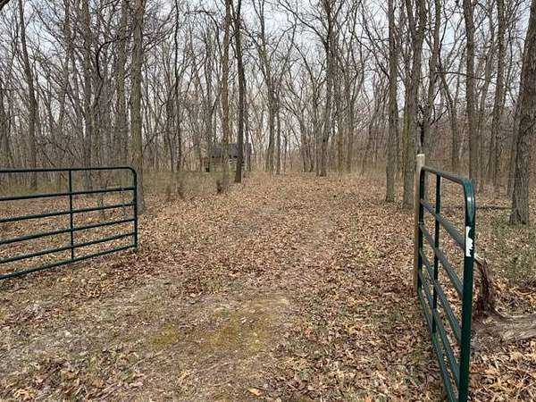 10.6 Acres of Recreational & Residential Land for Sale in Moravia, Iowa
