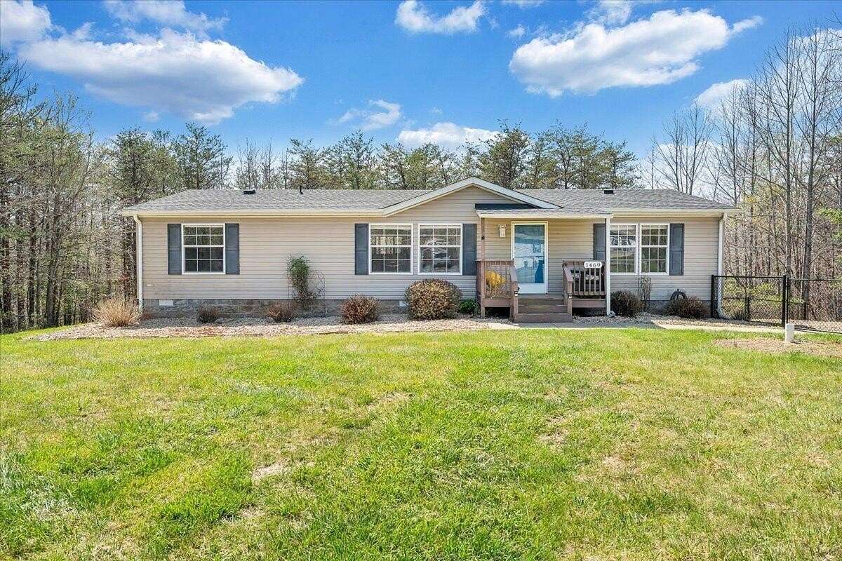 2.1 Acres of Land with Home for Sale in Bedford, Virginia