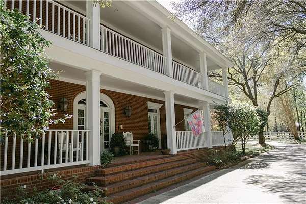 2.6 Acres of Land with Home for Sale in Mobile, Alabama