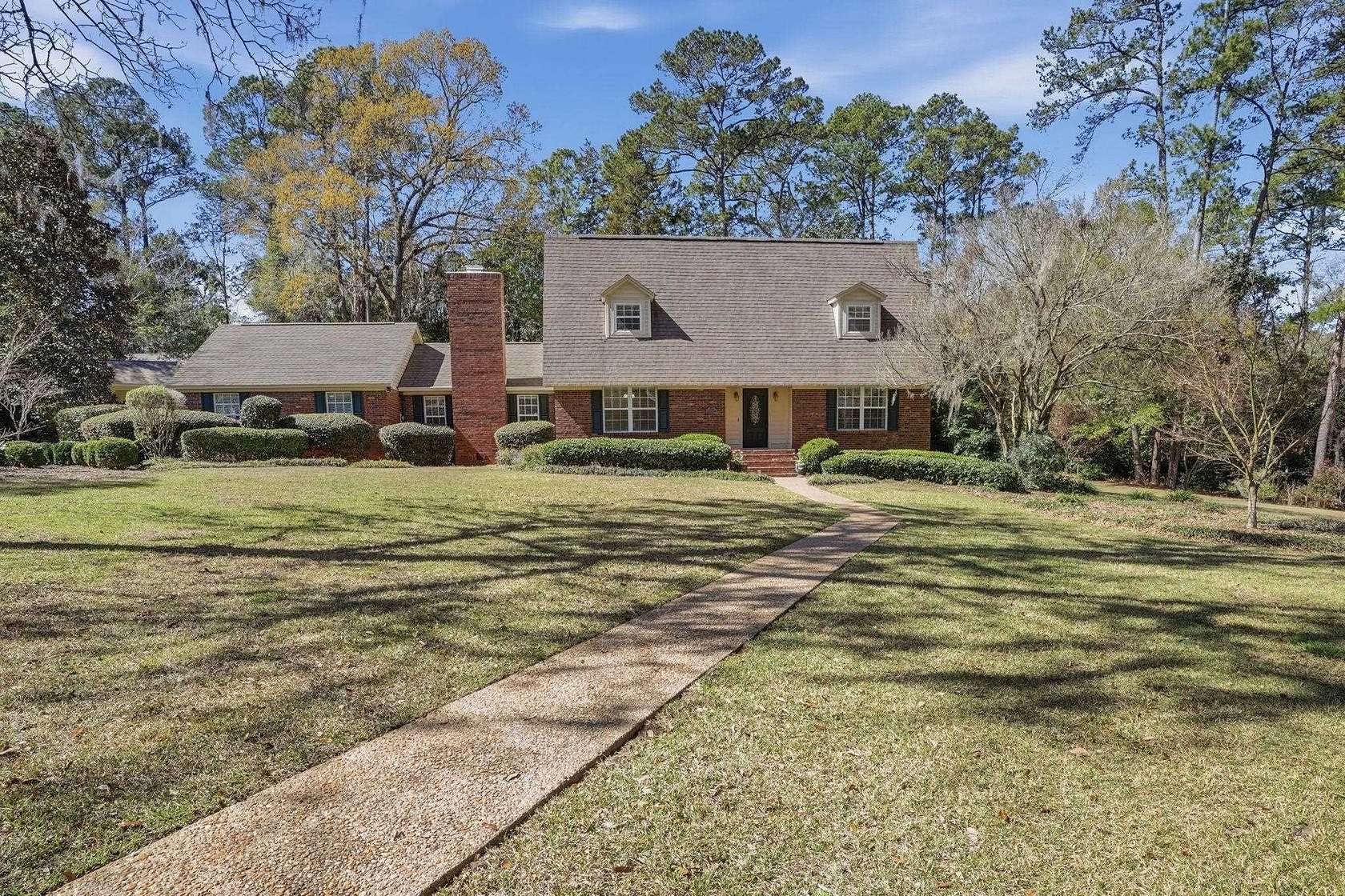 2 Acres of Land with Home for Sale in Tallahassee, Florida