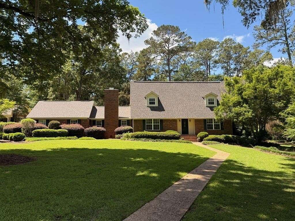 2 Acres of Land with Home for Sale in Tallahassee, Florida