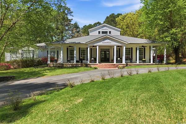 6.16 Acres of Land with Home for Sale in Little Rock, Arkansas