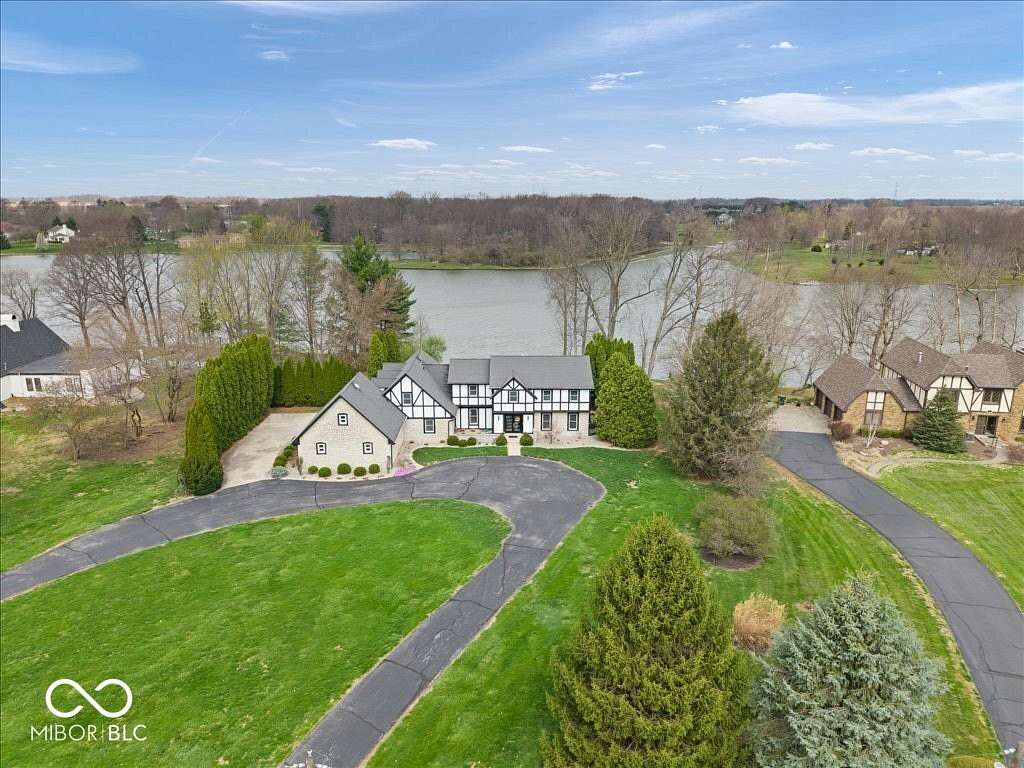 4.38 Acres of Land with Home for Sale in Greenfield, Indiana