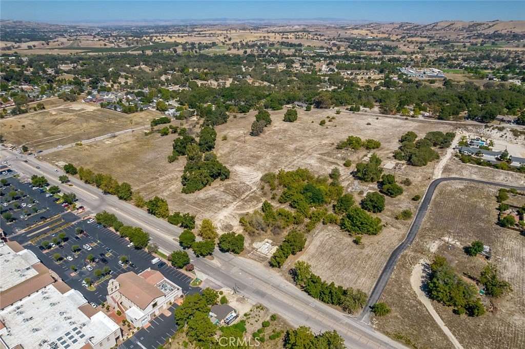 26 Acres of Mixed-Use Land for Sale in Atascadero, California