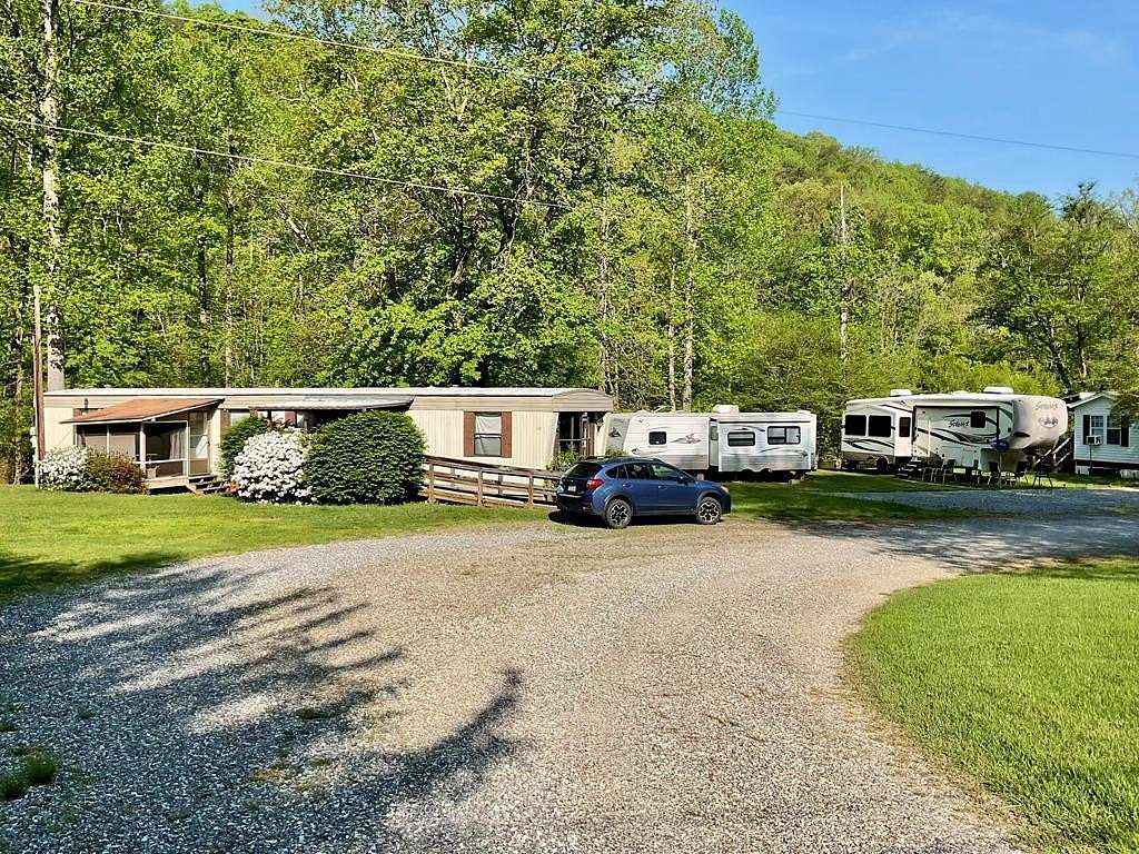 4.75 Acres of Commercial Land for Sale in Sylva, North Carolina