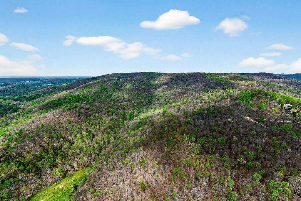 64.4 Acres of Recreational & Residential Land for Sale in Sparta, Tennessee
