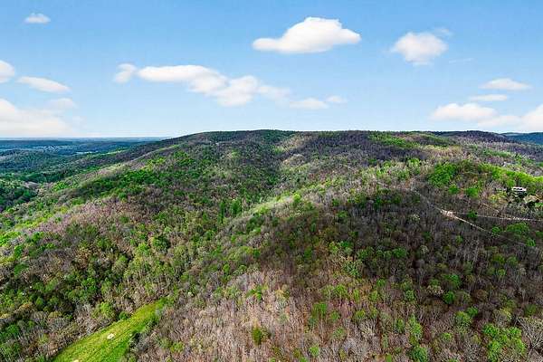 64.4 Acres of Recreational & Residential Land for Sale in Sparta, Tennessee