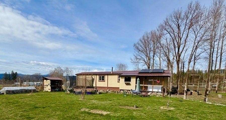 2.5 Acres of Land with Home for Sale in Rice, Washington