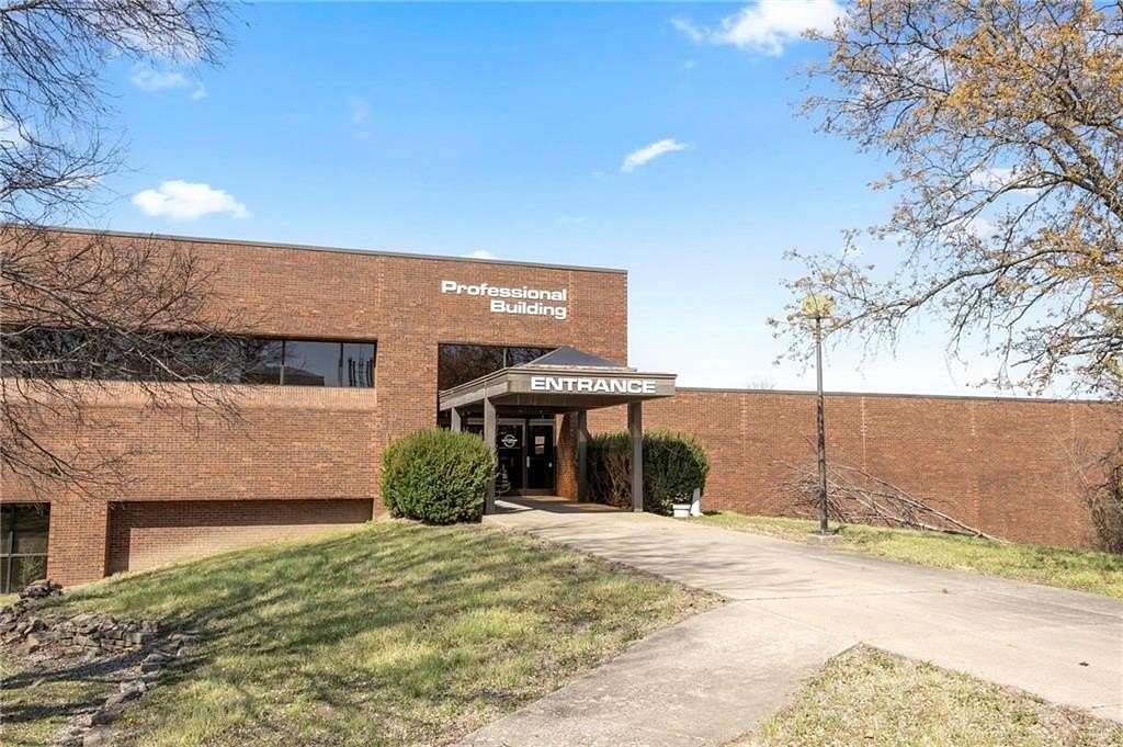 26.9 Acres of Mixed-Use Land for Sale in Fort Scott, Kansas