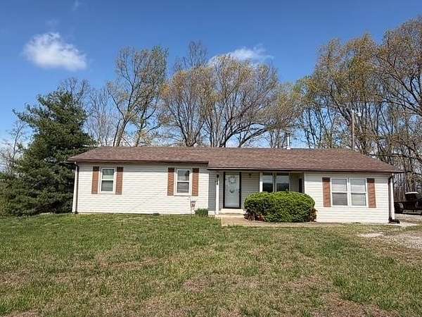 6 Acres of Land with Home for Sale in Bowling Green, Kentucky