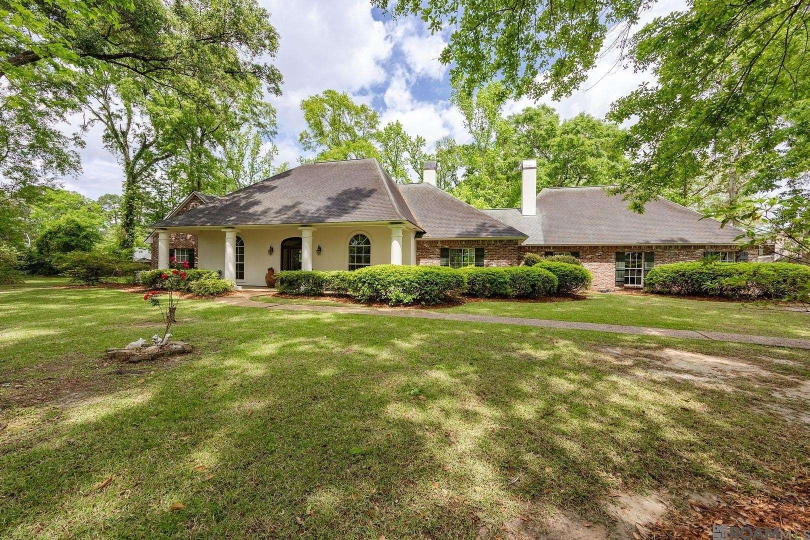 2.7 Acres of Land with Home for Sale in Baton Rouge, Louisiana