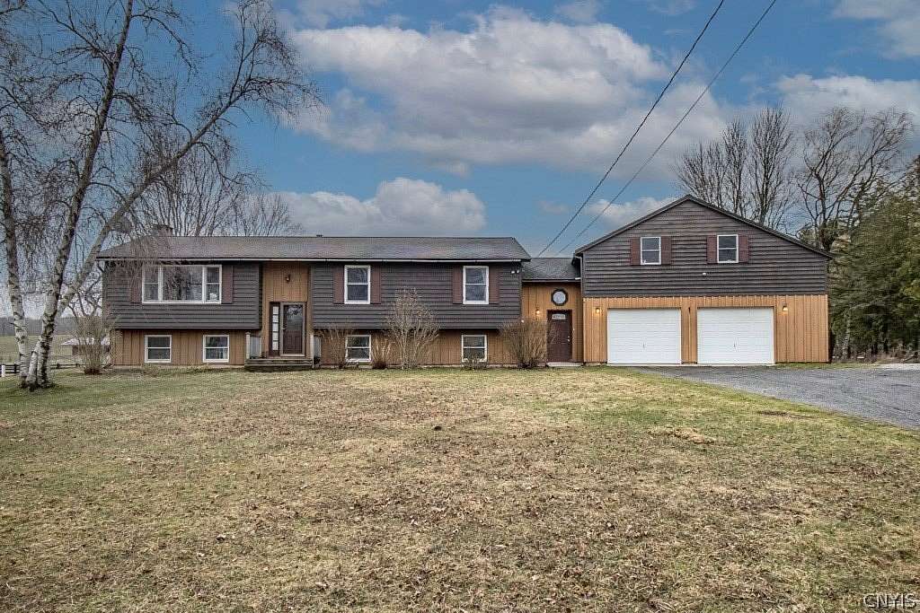 2 Acres of Land with Home for Sale in Cazenovia, New York