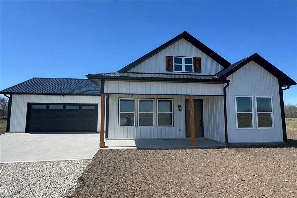 5 Acres of Land with Home for Sale in Urich, Missouri