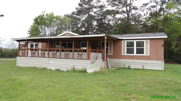 4 Acres of Land with Home for Sale in Tenaha, Texas