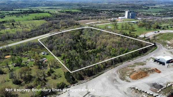 18 Acres of Commercial Land for Sale in Yellville, Arkansas