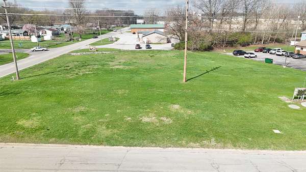 0.98 Acres of Mixed-Use Land for Sale in Monticello, Indiana