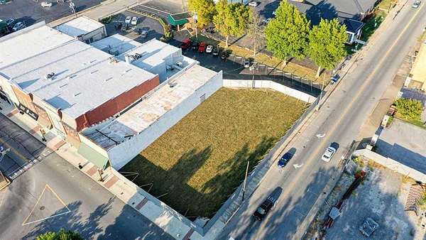 0.28 Acres of Mixed-Use Land for Sale in Russellville, Kentucky