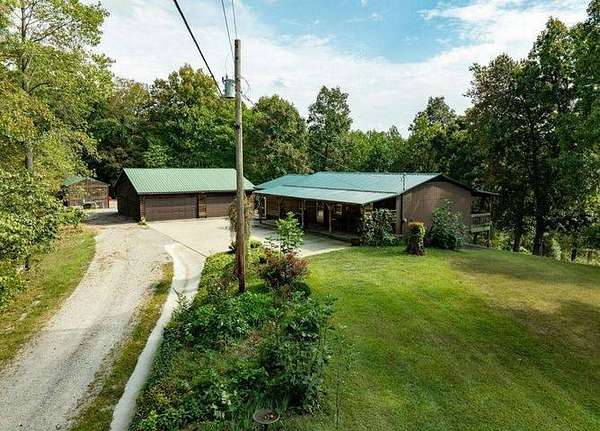 107 Acres of Land with Home for Sale in Burkesville, Kentucky