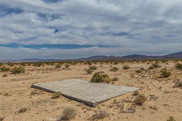 5 Acres of Residential Land for Sale in Twentynine Palms, California