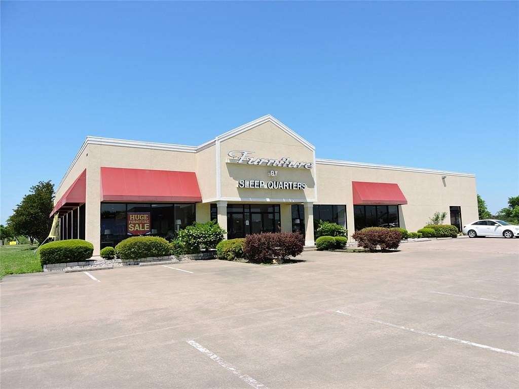 2.46 Acres of Commercial Land for Sale in Ennis, Texas