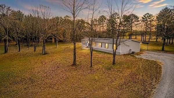 31.8 Acres of Land with Home for Sale in Shreveport, Louisiana