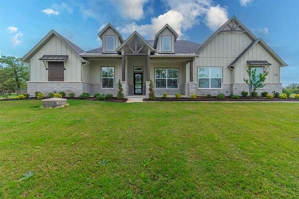 2 Acres of Land with Home for Sale in Decatur, Texas