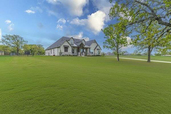 2 Acres of Land with Home for Sale in Decatur, Texas