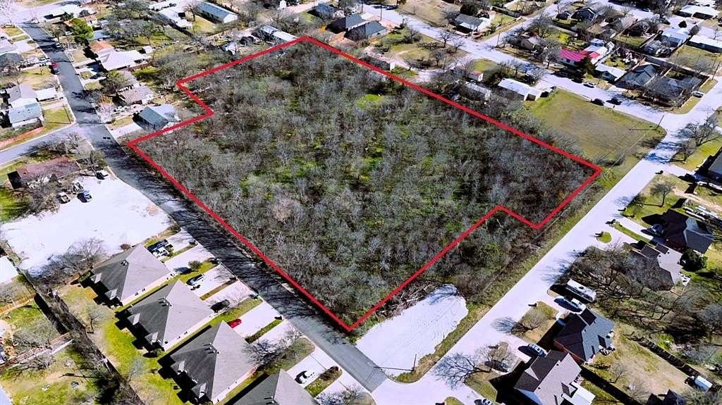 4 Acres of Residential Land for Sale in Bridgeport, Texas