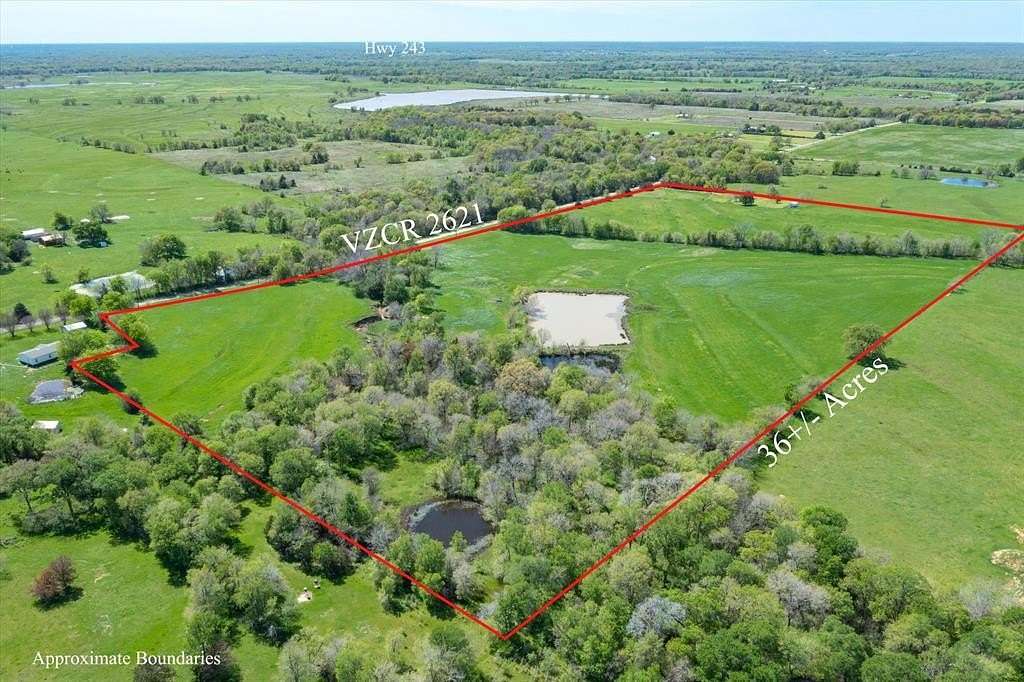 36.7 Acres of Agricultural & Residential Land for Sale in Wills Point, Texas