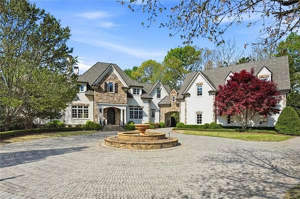 2 Acres of Land with Home for Sale in Atlanta, Georgia