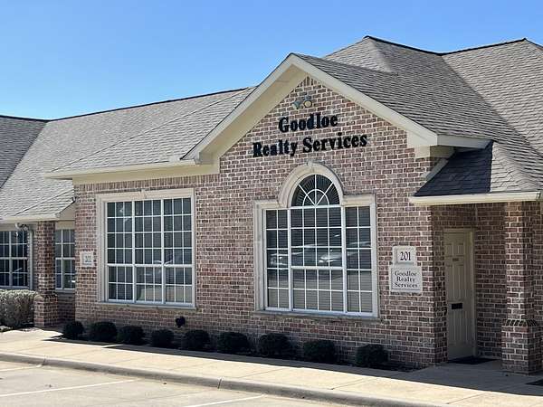4.18 Acres of Mixed-Use Land for Sale in Carrollton, Texas