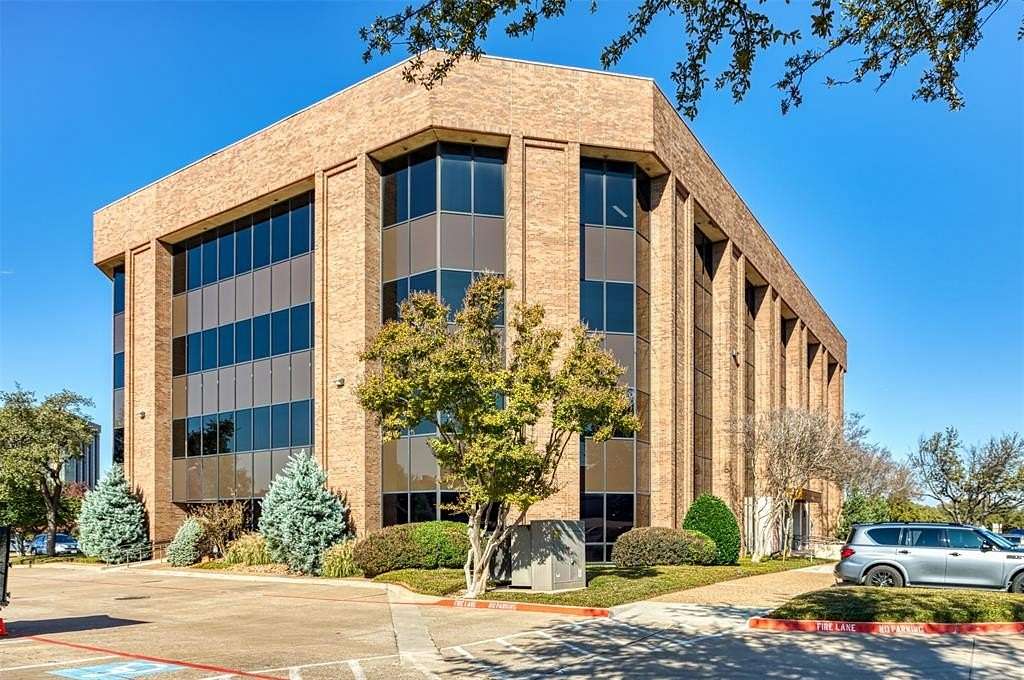 2.74 Acres of Commercial Land for Lease in Farmers Branch, Texas