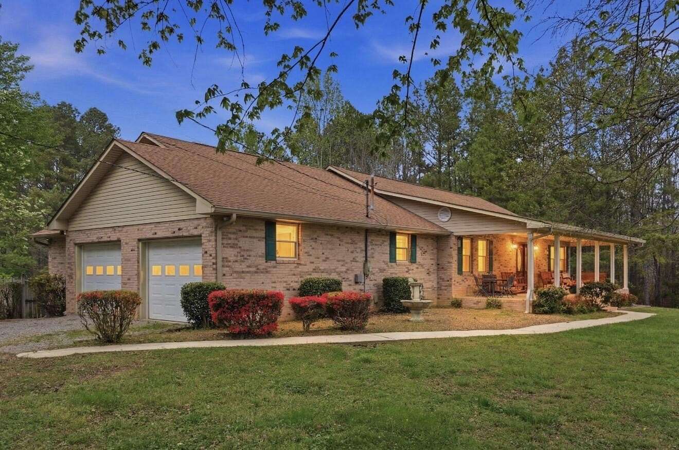 19 Acres of Land with Home for Sale in Cleveland, Tennessee