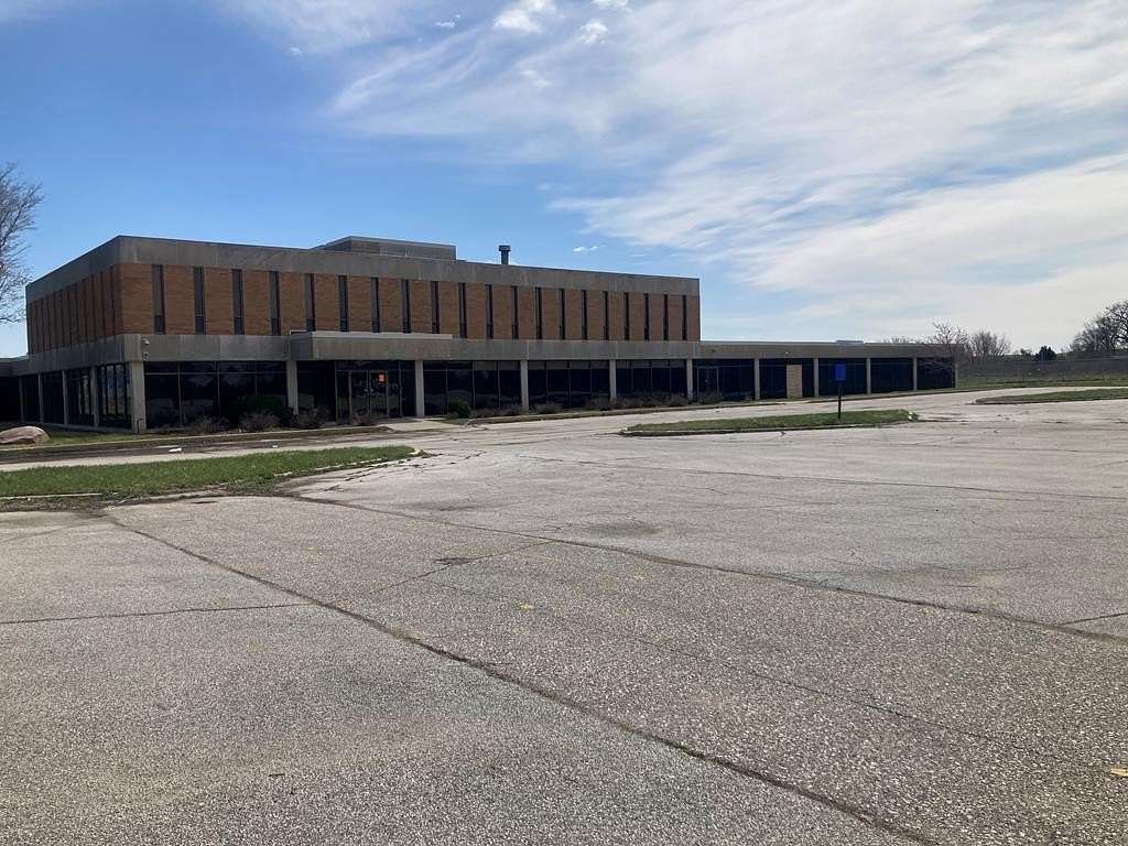 3.72 Acres of Commercial Land for Sale in Fort Dodge, Iowa