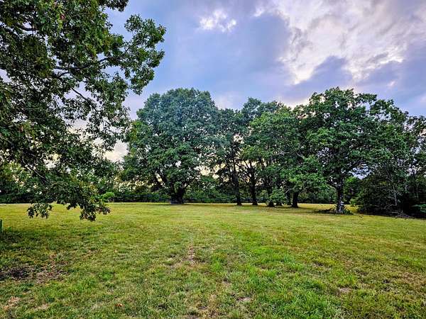 22 Acres of Recreational Land for Sale in Mountainburg, Arkansas