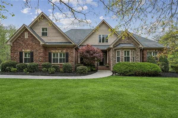 1.5 Acres of Land with Home for Sale in Rydal, Georgia