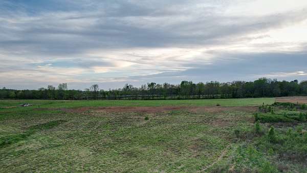 11 Acres of Land for Sale in Moulton, Alabama