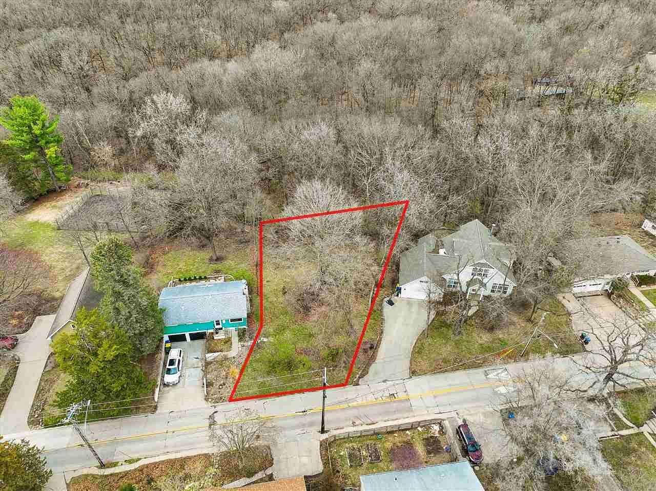 0.3 Acres of Residential Land for Sale in Iowa City, Iowa