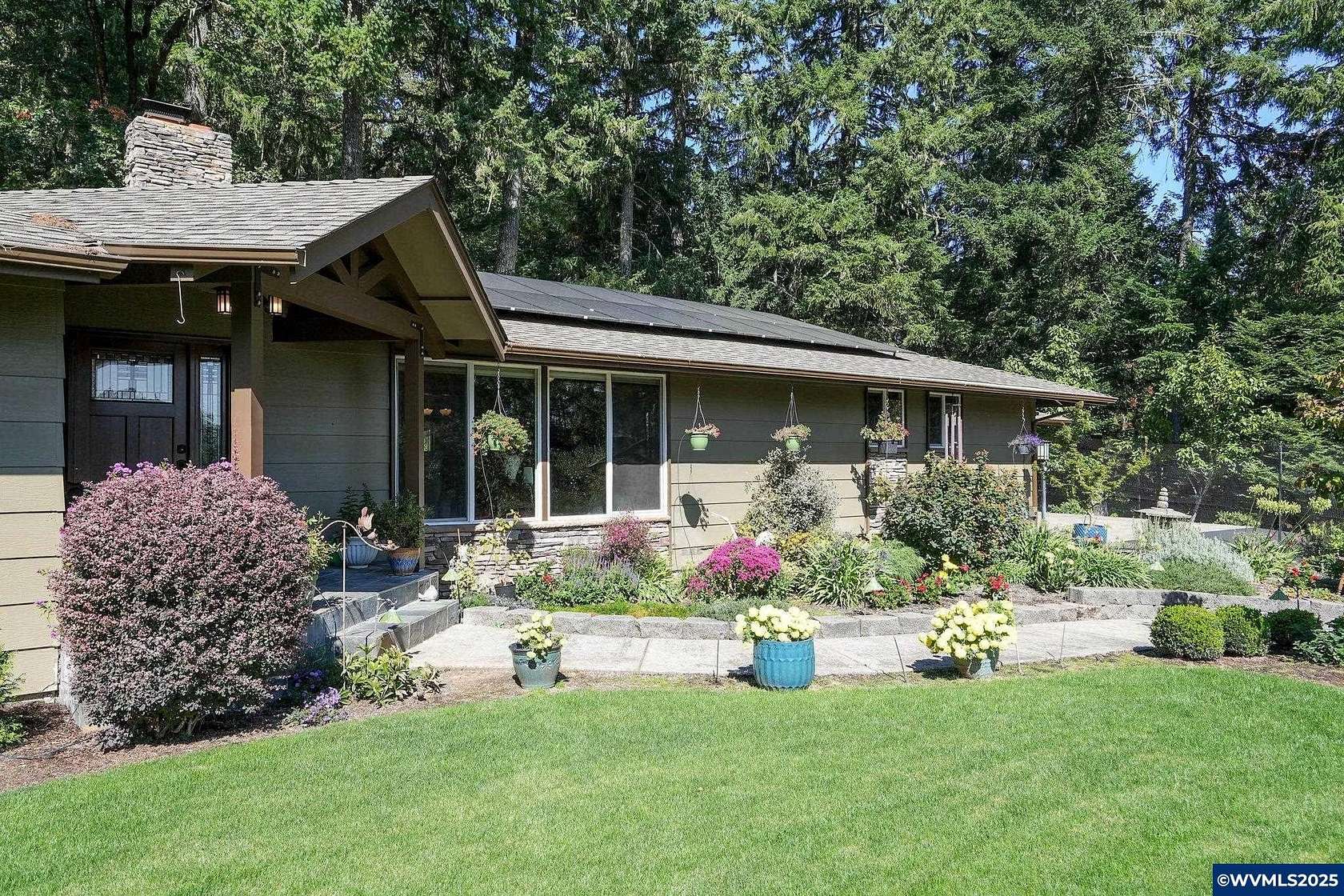 5 Acres of Land with Home for Sale in Corvallis, Oregon