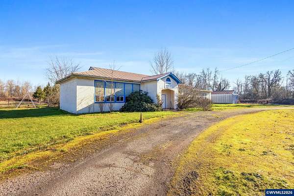 6.42 Acres of Land with Home for Sale in Lebanon, Oregon