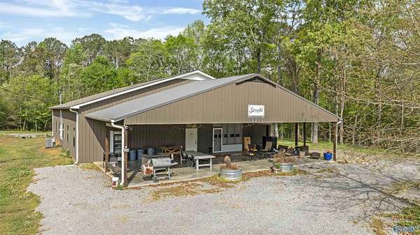 1.5 Acres of Improved Commercial Land for Sale in Hollywood, Alabama