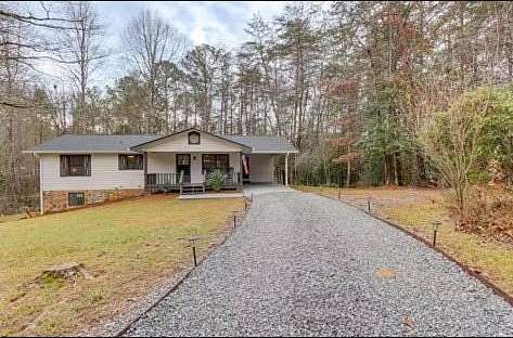 1.5 Acres of Land with Home for Lease in Blue Ridge, Georgia