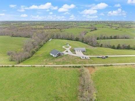 10.6 Acres of Land with Home for Sale in Richmond, Kentucky