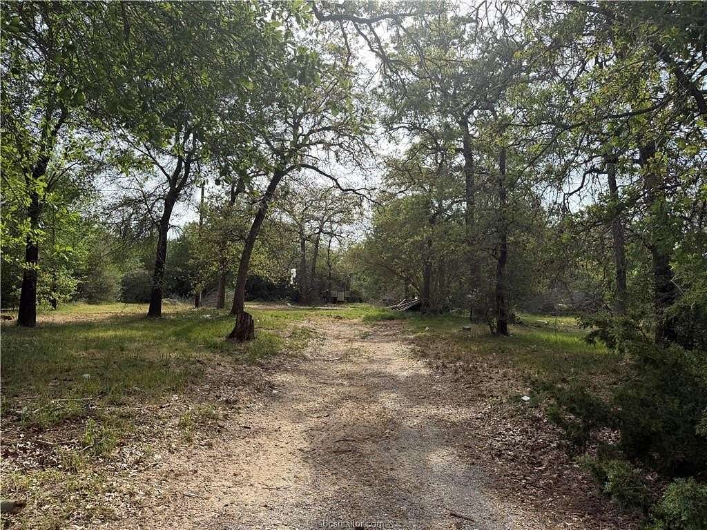 2.14 Acres of Land for Sale in Caldwell, Texas