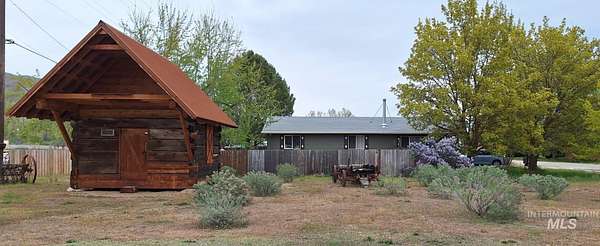 0.26 Acres of Commercial Land for Sale in Horseshoe Bend, Idaho