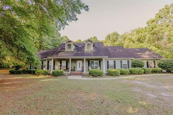 1.7 Acres of Land with Home for Sale in Bainbridge, Georgia
