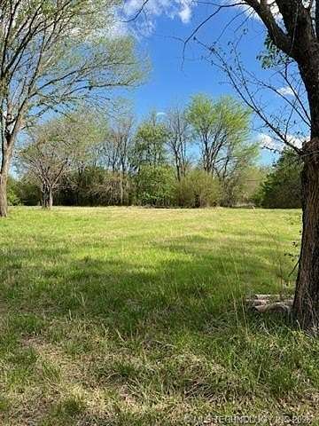 2.22 Acres of Commercial Land for Sale in Broken Arrow, Oklahoma